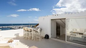 For sale penthouse in Marbella - Puerto Banus