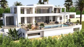 Buy Puerto del Capitan villa with 5 bedrooms