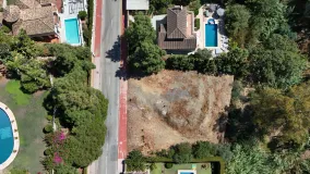 For sale residential plot in Sitio de Calahonda