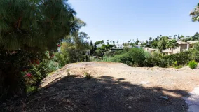 For sale residential plot in Sitio de Calahonda