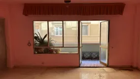 Se vende apartamento de 4 dormitorios en Malaga