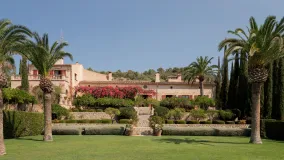 Estate in Establiments for sale