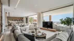 For sale villa in La Quinta with 6 bedrooms