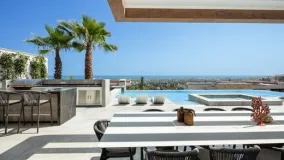 For sale villa in La Quinta with 6 bedrooms