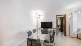 Apartamento en venta con 2 dormitorios en Nueva Andalucia