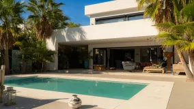 Buy Cala de Mijas villa