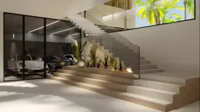 For sale villa in Altos del Paraiso with 7 bedrooms