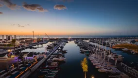 For sale 4 bedrooms duplex penthouse in Marbella - Puerto Banus