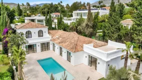 Nueva Andalucia, villa en venta de 6 dormitorios