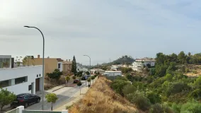 Villa for sale in Benalmadena