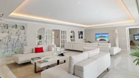 Villa a la venta en Nueva Andalucia