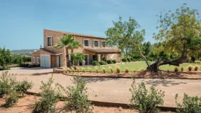 4 bedrooms house in Santa Maria del Cami for sale