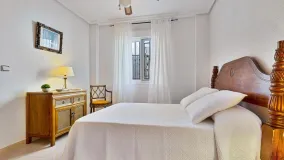 Apartamento de 2 dormitorios en venta en Fuengirola
