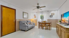 Apartamento de 2 dormitorios en venta en Fuengirola