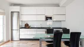 Buy villa with 5 bedrooms in Fuengirola