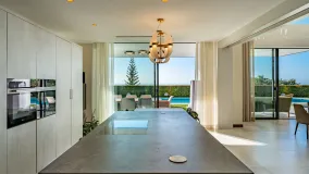 For sale Los Arqueros villa with 6 bedrooms