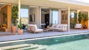 Semi detached villa for sale in El Higueron