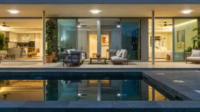 Semi detached villa for sale in El Higueron