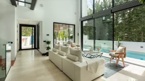 For sale 5 bedrooms villa in Marbella City