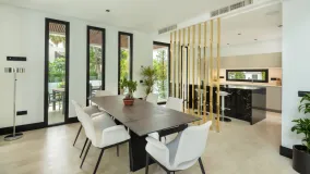 For sale 5 bedrooms villa in Marbella City