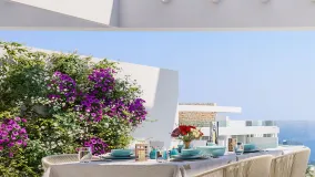 For sale penthouse in Cala de Mijas