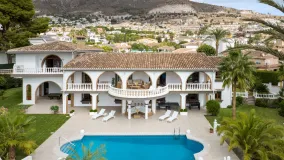 For sale villa in Arroyo de la Miel