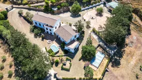 For sale cortijo with 9 bedrooms in Malaga