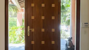 Marbella Golden Mile, villa a la venta con 5 dormitorios