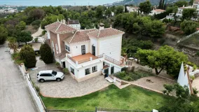 Villa for sale in Frigiliana with 5 bedrooms