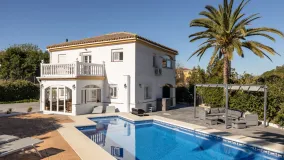 5 bedrooms villa for sale in Coin Centro