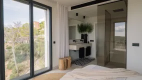 For sale 4 bedrooms apartment in Santa Ponsa