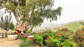 Malaga, parcela de 5 dormitorios en venta