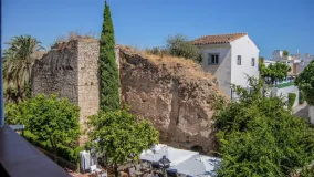 Buy house in Marbella Centro with 3 bedrooms