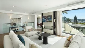 Nueva Andalucia, villa a la venta de 5 dormitorios