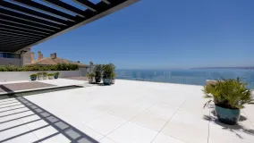 Penthouse with 3 bedrooms for sale in Estepona Puerto