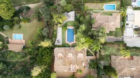 Rio Real 6 bedrooms villa for sale