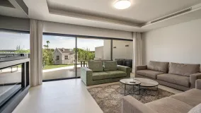 Town house with 4 bedrooms for sale in The Island