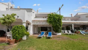 Town house for sale in Costabella with 3 bedrooms