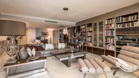 Buy town house in El Velerin with 5 bedrooms