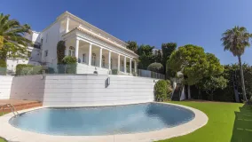 6 bedrooms Torrequebrada villa for sale