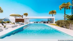 For sale 4 bedrooms town house in Rio Real