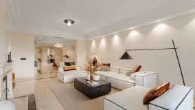 3 bedrooms apartment in Sierra Blanca for sale