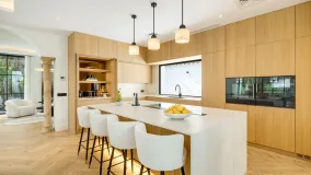 Villa for sale in El Herrojo with 5 bedrooms