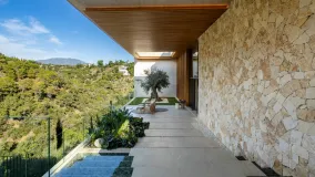 6 bedrooms El Madroñal villa for sale