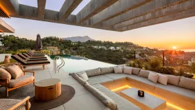 6 bedrooms El Madroñal villa for sale
