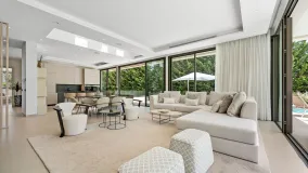 Villa en venta con 4 dormitorios en La Cerquilla