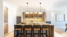 Adosado de 5 dormitorios en venta en Marbella Golden Mile