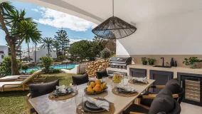 Apartment with 3 bedrooms for sale in Coral Beach