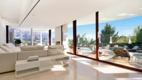 Nueva Andalucia, villa de 7 dormitorios en venta