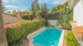 For sale 6 bedrooms villa in Los Monteros